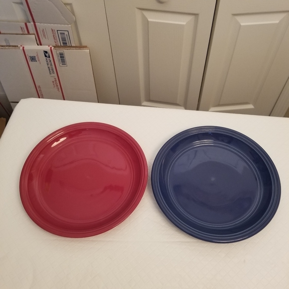 Red and Blue Dinner Plates Mainstays Stackables Dinner Plates 10.5in